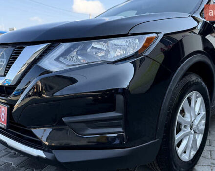 Черный Ниссан Rogue, объемом двигателя 2.5 л и пробегом 227 тыс. км за 12700 $, фото 6 на Automoto.ua