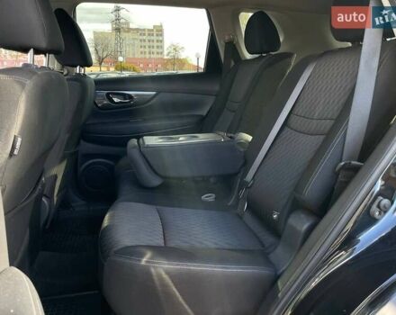 Черный Ниссан Rogue, объемом двигателя 2.49 л и пробегом 146 тыс. км за 13490 $, фото 37 на Automoto.ua