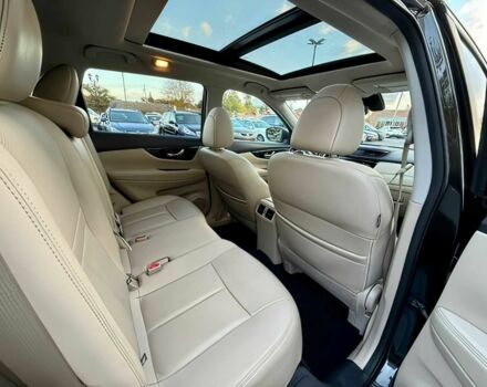 Черный Ниссан Rogue, объемом двигателя 2.5 л и пробегом 61 тыс. км за 8000 $, фото 14 на Automoto.ua