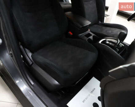 Черный Ниссан Rogue, объемом двигателя 2.5 л и пробегом 141 тыс. км за 11900 $, фото 49 на Automoto.ua