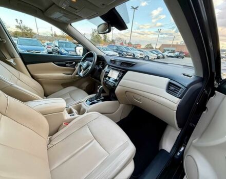 Черный Ниссан Rogue, объемом двигателя 2.5 л и пробегом 61 тыс. км за 8000 $, фото 12 на Automoto.ua