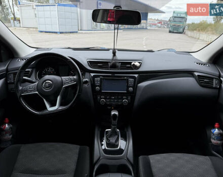 Чорний Ніссан Rogue, об'ємом двигуна 2 л та пробігом 60 тис. км за 16200 $, фото 11 на Automoto.ua