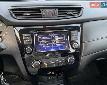 Чорний Ніссан Rogue, об'ємом двигуна 2.5 л та пробігом 63 тис. км за 15000 $, фото 30 на Automoto.ua