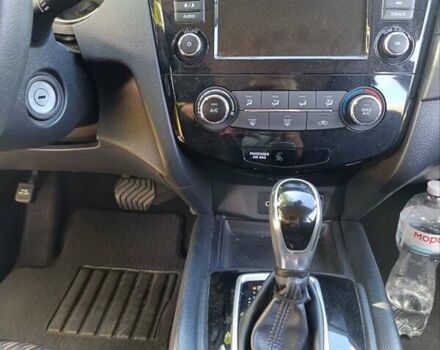 Черный Ниссан Rogue, объемом двигателя 2.49 л и пробегом 84 тыс. км за 13800 $, фото 7 на Automoto.ua