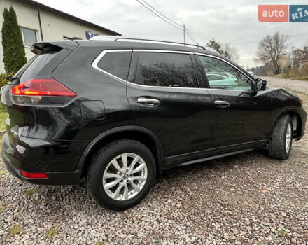 Черный Ниссан Rogue, объемом двигателя 2.49 л и пробегом 161 тыс. км за 14300 $, фото 23 на Automoto.ua