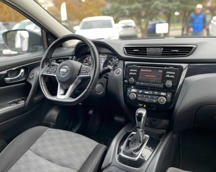 Чорний Ніссан Rogue, об'ємом двигуна 2 л та пробігом 12 тис. км за 16500 $, фото 15 на Automoto.ua