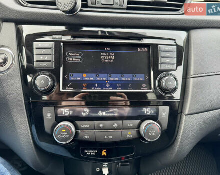 Чорний Ніссан Rogue, об'ємом двигуна 2.49 л та пробігом 136 тис. км за 17300 $, фото 23 на Automoto.ua