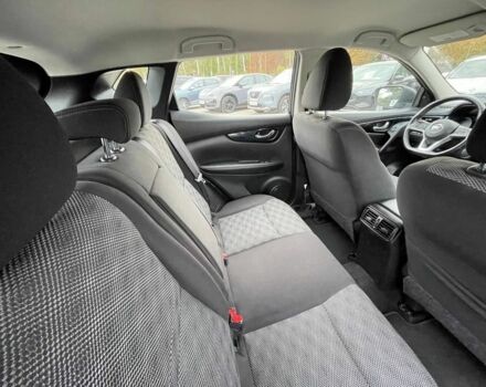 Чорний Ніссан Rogue, об'ємом двигуна 2 л та пробігом 12 тис. км за 16500 $, фото 21 на Automoto.ua