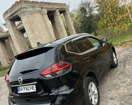 Черный Ниссан Rogue, объемом двигателя 2.49 л и пробегом 166 тыс. км за 15500 $, фото 3 на Automoto.ua