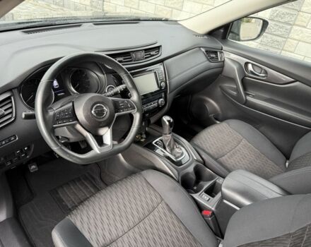 Черный Ниссан Rogue, объемом двигателя 2.5 л и пробегом 143 тыс. км за 13600 $, фото 6 на Automoto.ua