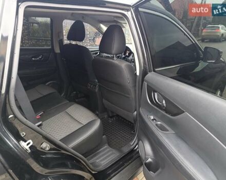 Черный Ниссан Rogue, объемом двигателя 2.49 л и пробегом 157 тыс. км за 13500 $, фото 10 на Automoto.ua