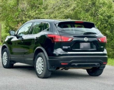 Черный Ниссан Rogue, объемом двигателя 2 л и пробегом 34 тыс. км за 5250 $, фото 4 на Automoto.ua