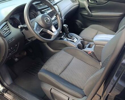 Черный Ниссан Rogue, объемом двигателя 2.49 л и пробегом 84 тыс. км за 13800 $, фото 2 на Automoto.ua