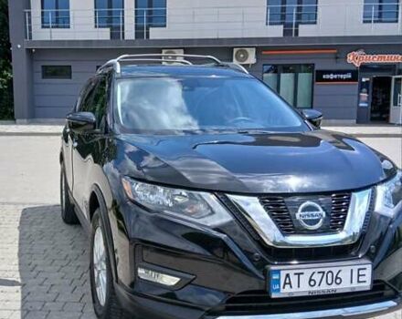 Черный Ниссан Rogue, объемом двигателя 2 л и пробегом 91 тыс. км за 16700 $, фото 1 на Automoto.ua