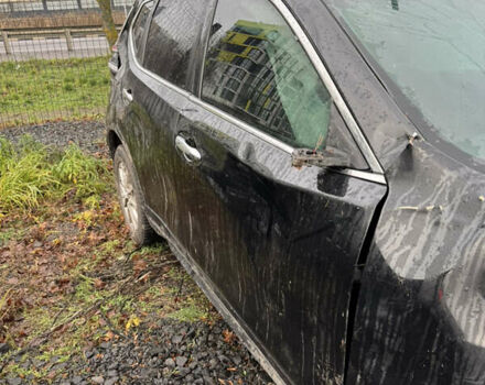 Чорний Ніссан Rogue, об'ємом двигуна 2.49 л та пробігом 124 тис. км за 8000 $, фото 1 на Automoto.ua