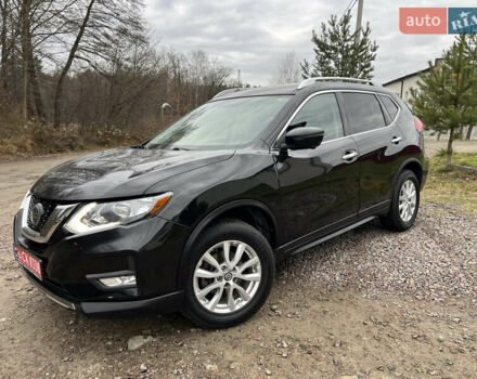 Черный Ниссан Rogue, объемом двигателя 2.49 л и пробегом 161 тыс. км за 14300 $, фото 3 на Automoto.ua