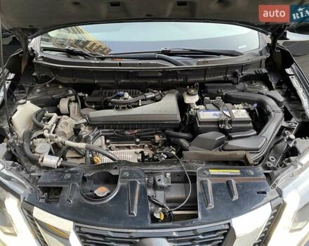 Черный Ниссан Rogue, объемом двигателя 2.49 л и пробегом 154 тыс. км за 15900 $, фото 11 на Automoto.ua