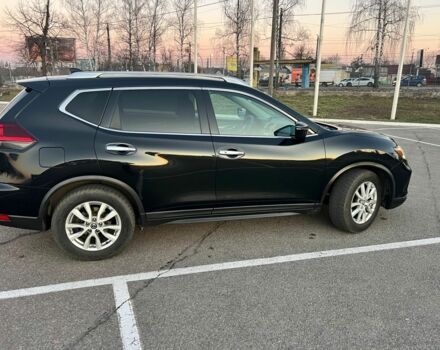 Черный Ниссан Rogue, объемом двигателя 2.5 л и пробегом 170 тыс. км за 16000 $, фото 2 на Automoto.ua
