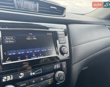 Чорний Ніссан Rogue, об'ємом двигуна 2.49 л та пробігом 198 тис. км за 16000 $, фото 12 на Automoto.ua