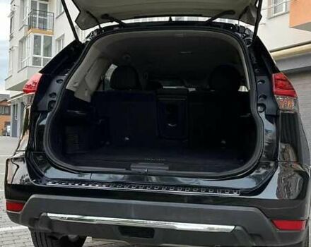 Черный Ниссан Rogue, объемом двигателя 2.49 л и пробегом 154 тыс. км за 15900 $, фото 9 на Automoto.ua