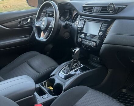 Черный Ниссан Rogue, объемом двигателя 2.5 л и пробегом 136 тыс. км за 13800 $, фото 2 на Automoto.ua