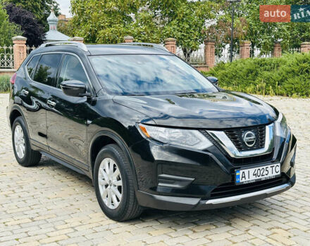Черный Ниссан Rogue, объемом двигателя 2.49 л и пробегом 50 тыс. км за 17250 $, фото 1 на Automoto.ua