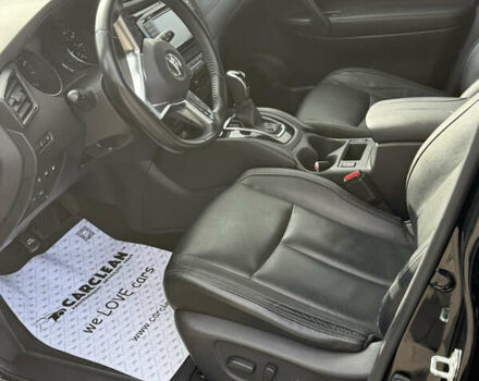 Чорний Ніссан Rogue, об'ємом двигуна 2.49 л та пробігом 149 тис. км за 16100 $, фото 8 на Automoto.ua