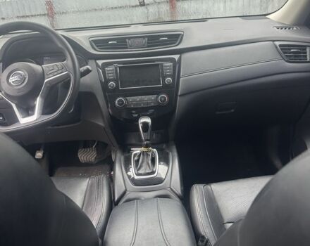 Черный Ниссан Rogue, объемом двигателя 2.5 л и пробегом 60 тыс. км за 15200 $, фото 6 на Automoto.ua