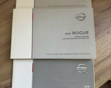 Черный Ниссан Rogue, объемом двигателя 2.49 л и пробегом 93 тыс. км за 16700 $, фото 26 на Automoto.ua