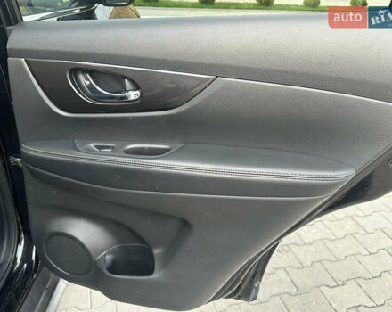 Черный Ниссан Rogue, объемом двигателя 2.49 л и пробегом 120 тыс. км за 16900 $, фото 12 на Automoto.ua