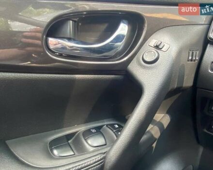 Черный Ниссан Rogue, объемом двигателя 2.49 л и пробегом 46 тыс. км за 18700 $, фото 13 на Automoto.ua