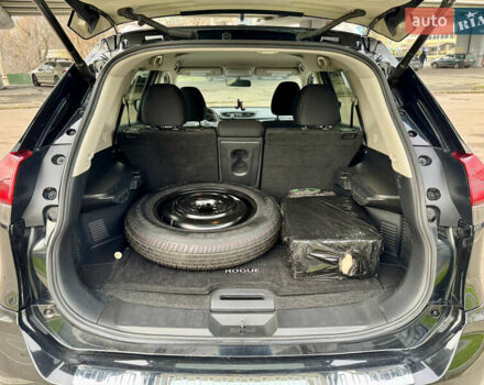 Чорний Ніссан Rogue, об'ємом двигуна 2.49 л та пробігом 136 тис. км за 17300 $, фото 14 на Automoto.ua