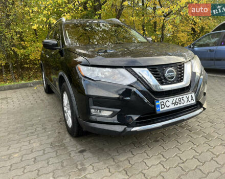 Черный Ниссан Rogue, объемом двигателя 2.49 л и пробегом 81 тыс. км за 14500 $, фото 3 на Automoto.ua