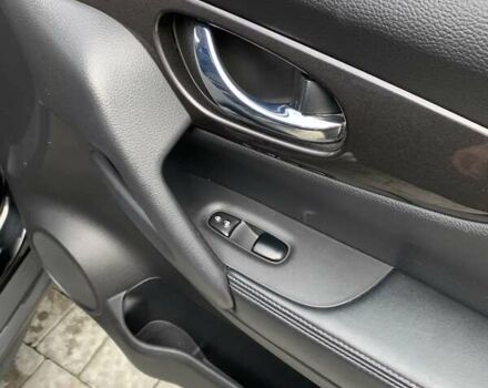 Черный Ниссан Rogue, объемом двигателя 2.49 л и пробегом 62 тыс. км за 13500 $, фото 36 на Automoto.ua