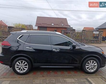 Черный Ниссан Rogue, объемом двигателя 2.49 л и пробегом 157 тыс. км за 13500 $, фото 5 на Automoto.ua