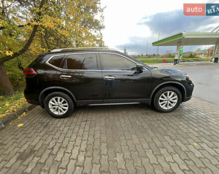 Черный Ниссан Rogue, объемом двигателя 2.49 л и пробегом 81 тыс. км за 14500 $, фото 9 на Automoto.ua
