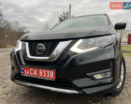 Черный Ниссан Rogue, объемом двигателя 2.49 л и пробегом 161 тыс. км за 14300 $, фото 4 на Automoto.ua