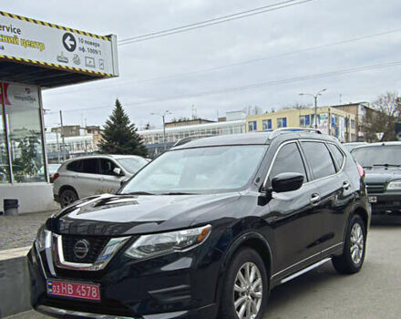 Черный Ниссан Rogue, объемом двигателя 2.49 л и пробегом 210 тыс. км за 14600 $, фото 3 на Automoto.ua