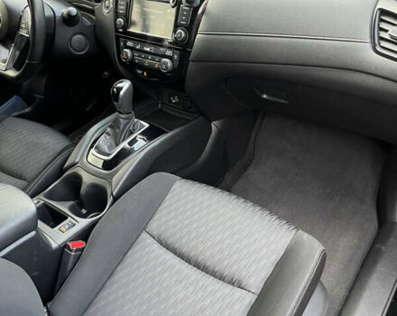 Черный Ниссан Rogue, объемом двигателя 2.49 л и пробегом 81 тыс. км за 14500 $, фото 33 на Automoto.ua