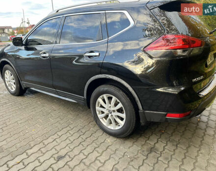 Черный Ниссан Rogue, объемом двигателя 2.49 л и пробегом 81 тыс. км за 14500 $, фото 6 на Automoto.ua