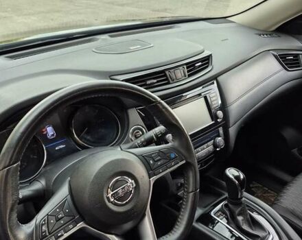 Черный Ниссан Rogue, объемом двигателя 2.49 л и пробегом 43 тыс. км за 18700 $, фото 15 на Automoto.ua