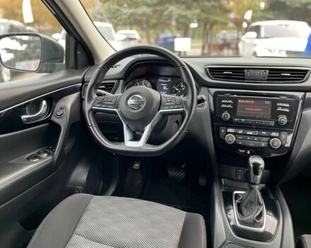 Чорний Ніссан Rogue, об'ємом двигуна 2 л та пробігом 12 тис. км за 16500 $, фото 9 на Automoto.ua