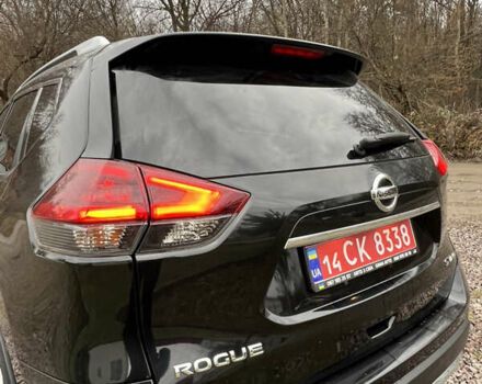 Черный Ниссан Rogue, объемом двигателя 2.49 л и пробегом 161 тыс. км за 14300 $, фото 12 на Automoto.ua