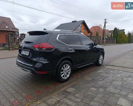 Черный Ниссан Rogue, объемом двигателя 2.49 л и пробегом 157 тыс. км за 13500 $, фото 4 на Automoto.ua