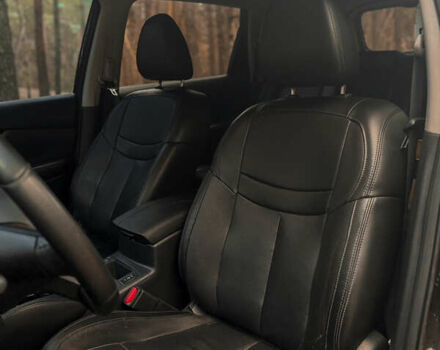 Черный Ниссан Rogue, объемом двигателя 2.49 л и пробегом 148 тыс. км за 17800 $, фото 11 на Automoto.ua