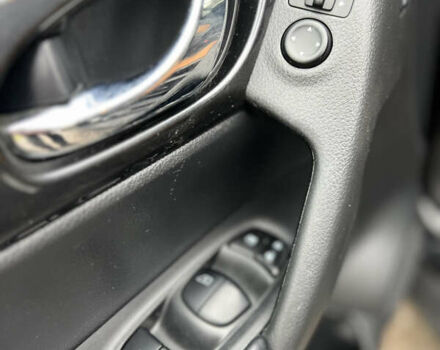 Черный Ниссан Rogue, объемом двигателя 2.49 л и пробегом 161 тыс. км за 14300 $, фото 41 на Automoto.ua