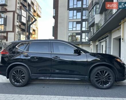 Черный Ниссан Rogue, объемом двигателя 2.5 л и пробегом 72 тыс. км за 14990 $, фото 4 на Automoto.ua