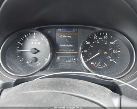 Черный Ниссан Rogue, объемом двигателя 2 л и пробегом 100 тыс. км за 13899 $, фото 6 на Automoto.ua