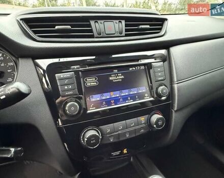 Черный Ниссан Rogue, объемом двигателя 2.49 л и пробегом 129 тыс. км за 13700 $, фото 41 на Automoto.ua