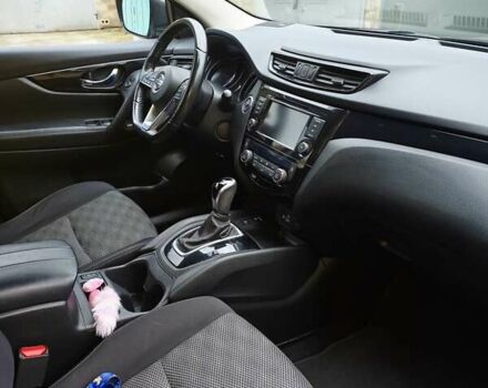 Черный Ниссан Rogue, объемом двигателя 2 л и пробегом 54 тыс. км за 16700 $, фото 8 на Automoto.ua